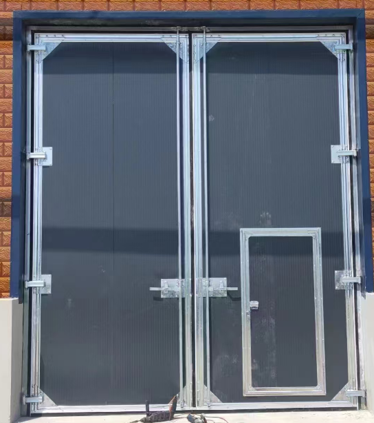 山东工业平开门